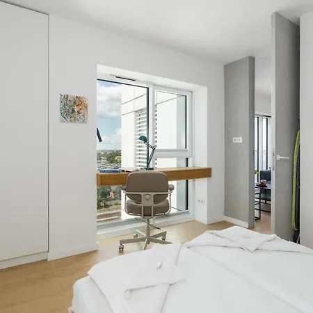 14th Floor City Center View Towarowa 37 By Renters アパート *