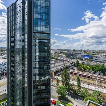 14th Floor Center View Towarowa 37 By Renters Posen