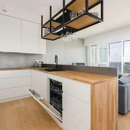 14th Floor Center View Towarowa 37 By Renters *